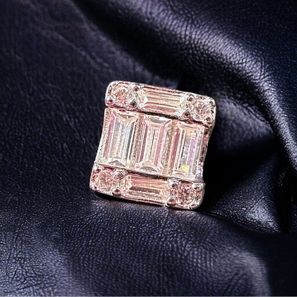 NEW 925 Sterling Silver Sparkling Multi CZ Crystal Square Stud Earrings - Picture 8 of 14